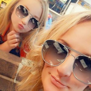 Meet your Posher, Bridget